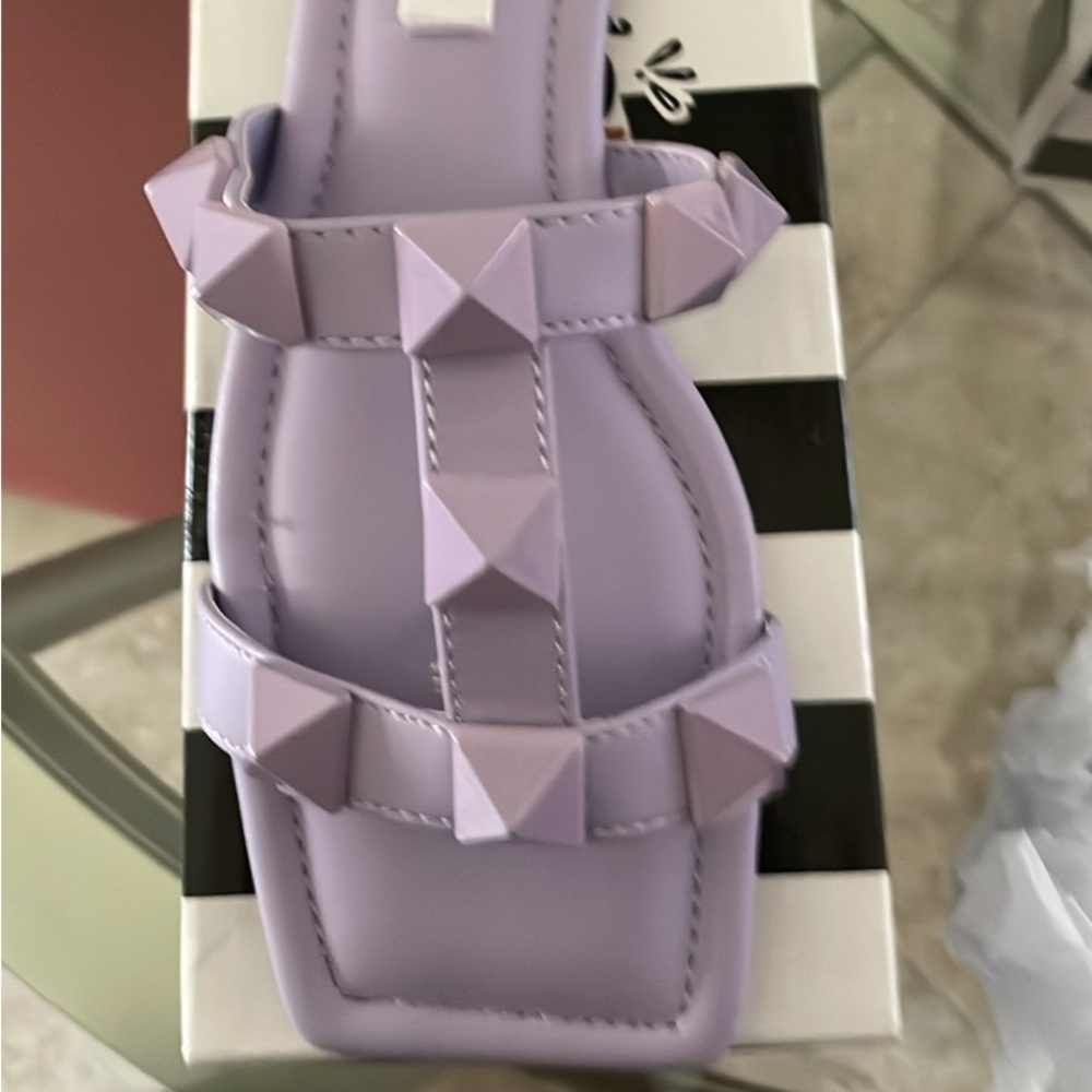 Camel Threads-The Mandy Sandals. Light Purple, Size 9
